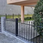 Dennis Apartamento Olympiakí Aktí