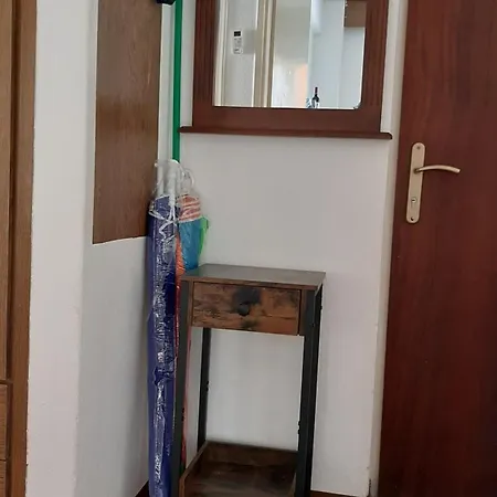 Dennis Apartmán Olympiakí Aktí