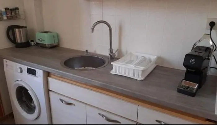 Dennis Olympiakí Aktí