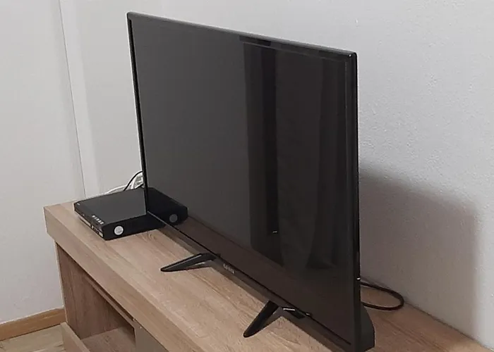 Dennis Olympiakí Aktí